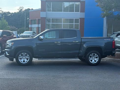 Used 2019 Chevrolet Colorado LT w/ Luxury Package, Chrome AWD/4WD image 2