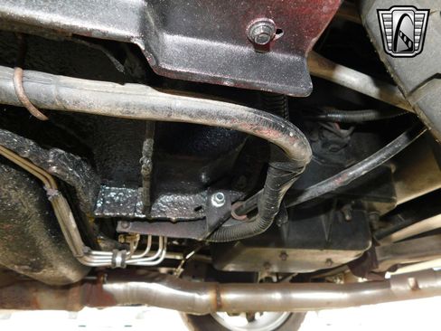 Used 1988 Chevrolet Corvette Coupe image 26