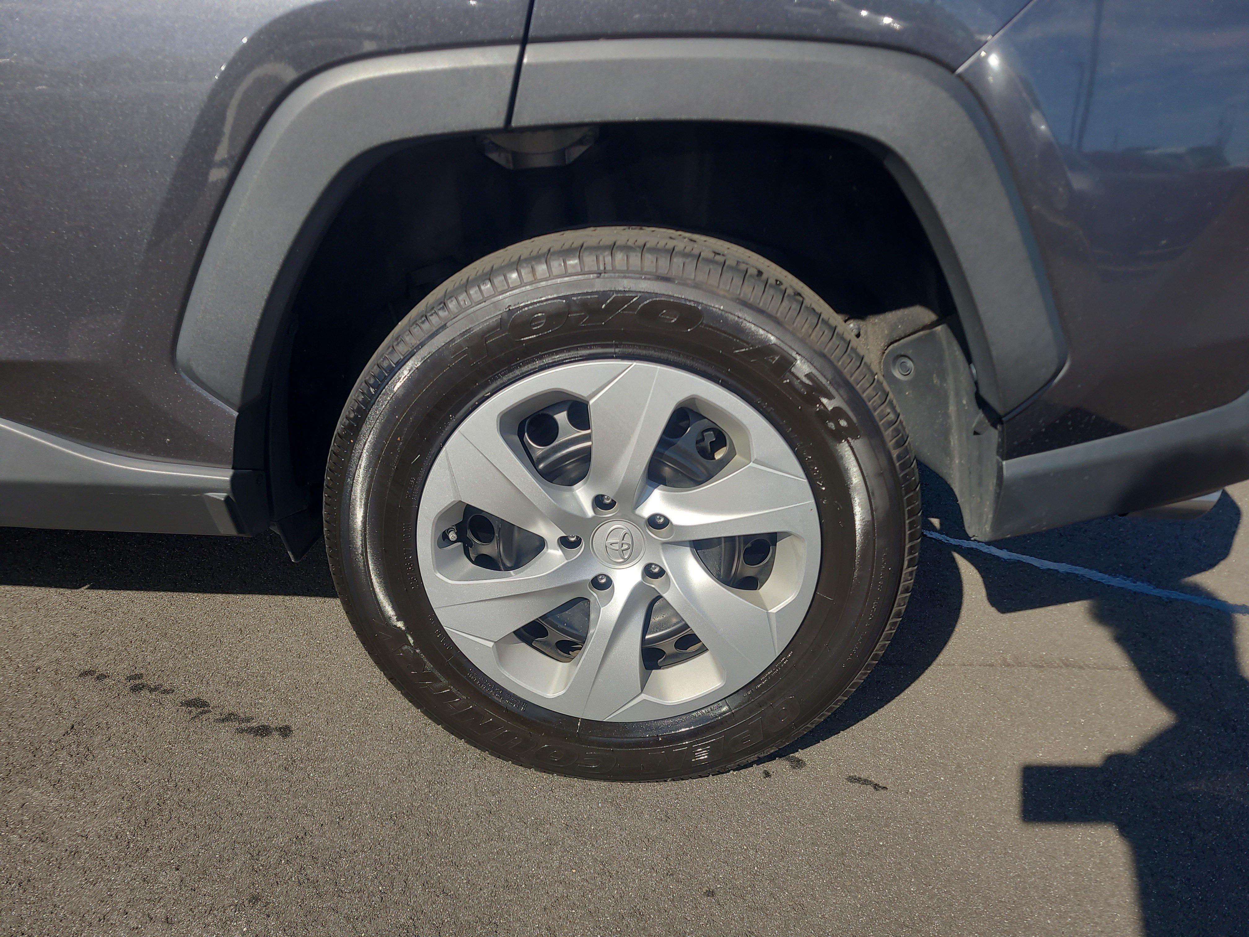 Certified 2024 Toyota RAV4 LE AWD/4WD image 10