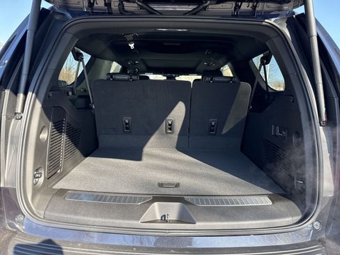 New 2026 GMC Yukon XL AT4 image 24