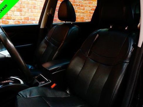 Used 2016 Nissan Rogue SL w/ SL Premium Package image 10