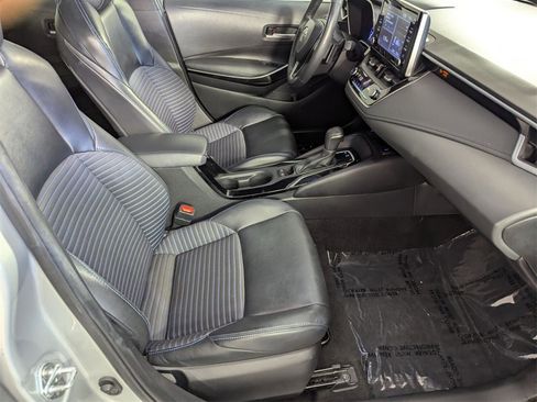 Used 2022 Toyota Corolla XSE image 30