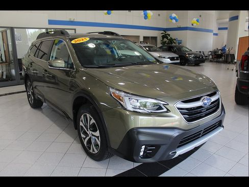 Used 2021 Subaru Outback Limited XT w/ Popular Package #2 AWD/4WD image 3