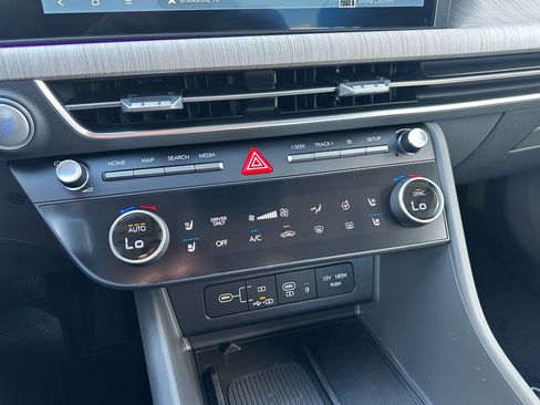 New 2026 Hyundai Sonata Limited image 24