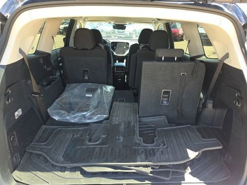 Certified 2023 Subaru Ascent Premium w/ Convenience Package AWD/4WD image 16