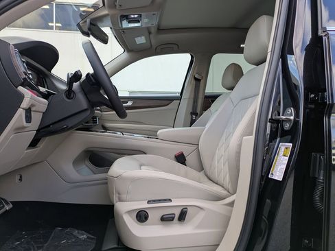 New 2026 Volkswagen Atlas SEL Premium R-Line AWD/4WD image 2