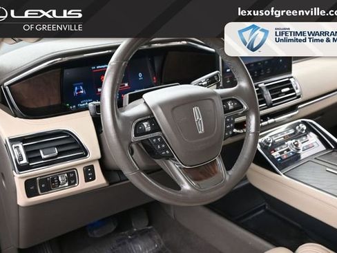 Used 2022 Lincoln Navigator Reserve AWD/4WD image 23