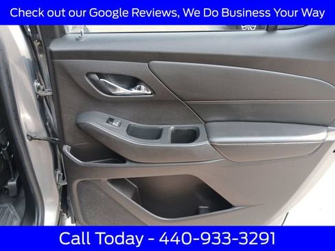 Used 2018 Chevrolet Traverse LT FWD image 40