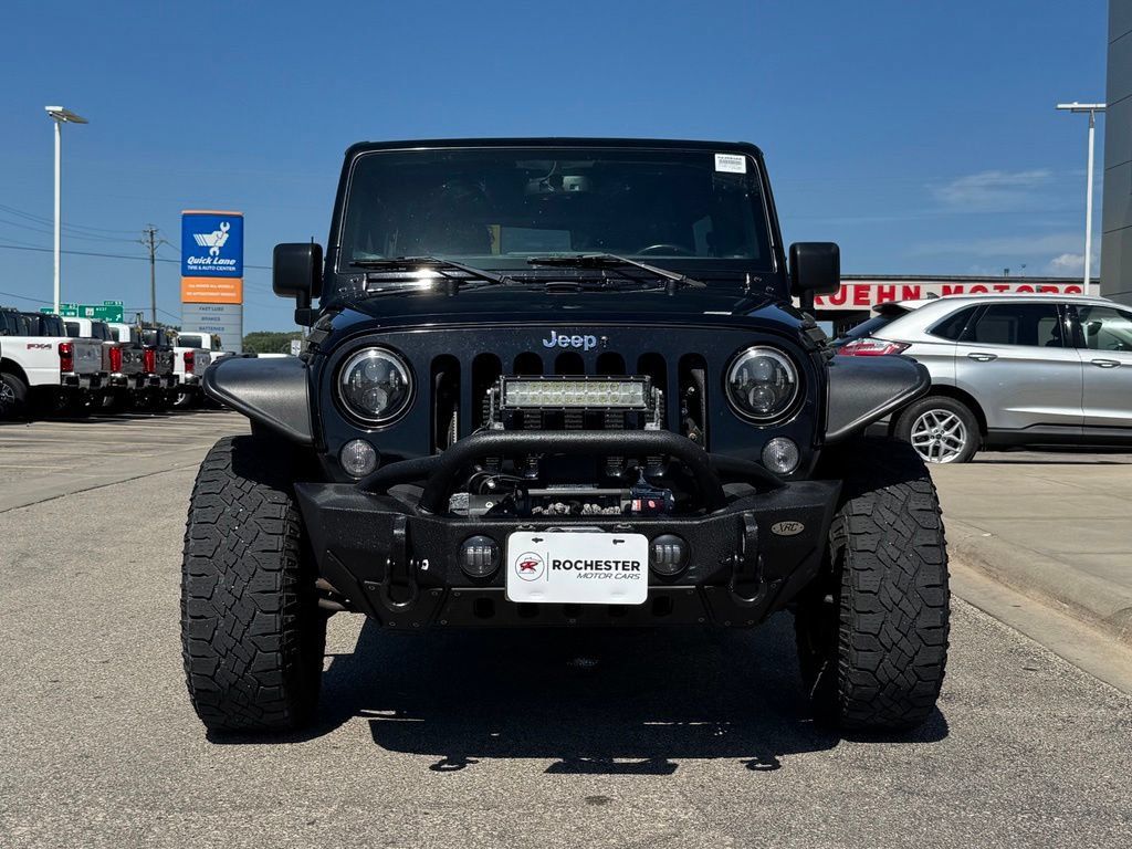 Used 2016 Jeep Wrangler Unlimited Rubicon w/ Dual Top Group AWD/4WD image 30