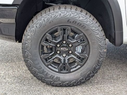 New 2026 Chevrolet Silverado 1500 ZR2 AWD/4WD image 11