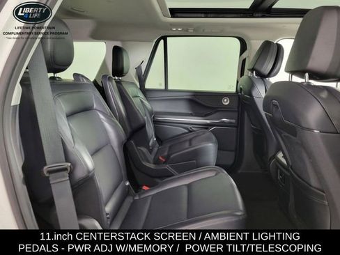 Used 2025 Lincoln Navigator Reserve AWD/4WD image 17