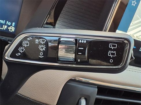 Certified 2023 Lincoln Corsair FWD w/ Equipment Group 101A image 17