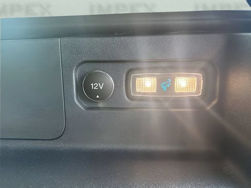 Used 2024 Ford Bronco Wildtrak AWD/4WD image 33