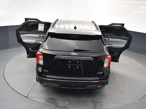Certified 2023 Ford Explorer XLT w/ Equipment Group 202A image 17