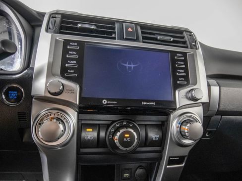 Used 2021 Toyota 4Runner SR5 AWD/4WD image 27