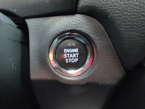 Used 2024 Toyota RAV4 XLE image 28