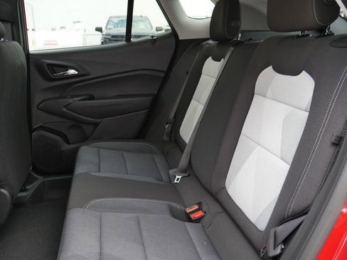 New 2026 Chevrolet Trax LS w/ LS Convenience Package FWD image 26