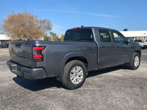 Certified 2024 Nissan Frontier SV w/ Technology Package image 4
