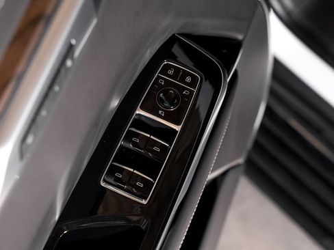 Used 2026 Cadillac Escalade Platinum Sport w/ LPO, Floor Liner Package AWD/4WD image 63