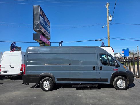 Used 2019 RAM ProMaster 3500 image 3