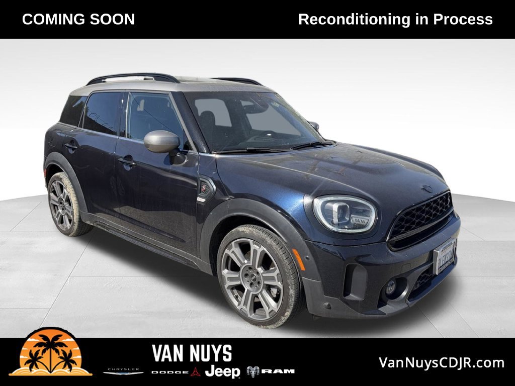 Used 2024 MINI Cooper Countryman S FWD image 1