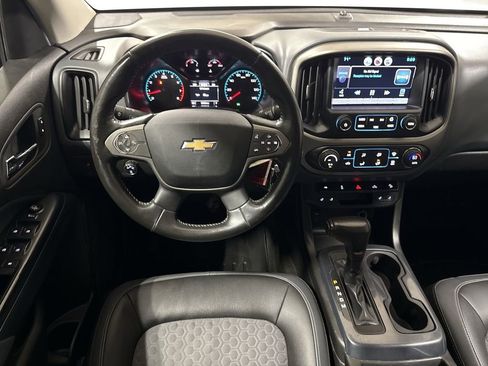 Used 2015 Chevrolet Colorado Z71 image 11