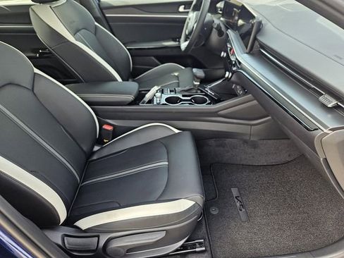 New 2026 Kia K5 GT-Line image 9