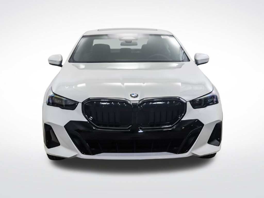 Used 2027 BMW 530i xDrive w/ M Sport Package AWD/4WD image 8
