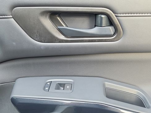 Certified 2026 Nissan Pathfinder SV AWD/4WD image 18
