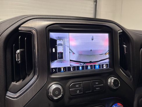 Used 2020 GMC Sierra 2500 Denali w/ Denali Ultimate Package image 16