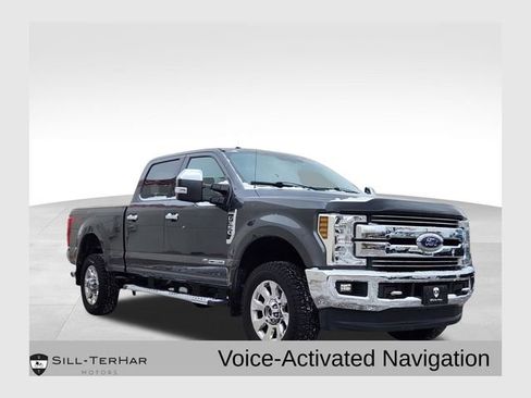 Used 2018 Ford F350 Lariat w/ Chrome Package image 1