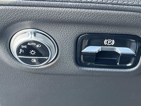 Used 2023 Mercedes-Benz EQS 450+ Sedan image 24