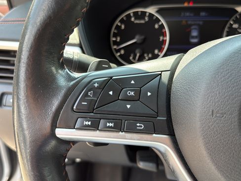 Used 2022 Nissan Altima 2.5 SR AWD/4WD image 21