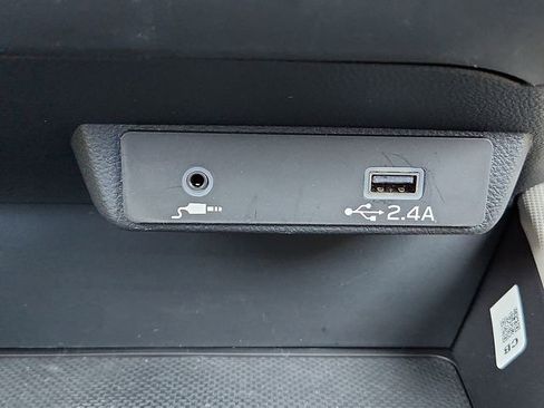 Certified 2026 Subaru Forester AWD/4WD image 17