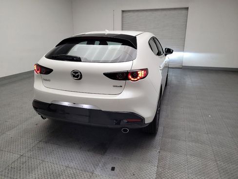 Used 2020 MAZDA MAZDA3 Hatchback w/ Preferred Package image 7