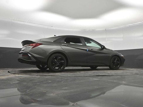 New 2026 Hyundai Elantra SEL Sport FWD image 37
