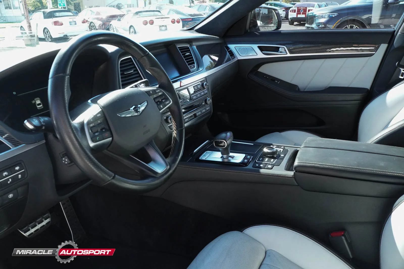 Used 2018 Genesis G80 3.3T Sport RWD image 21