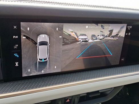 Used 2024 Porsche Cayenne S image 19