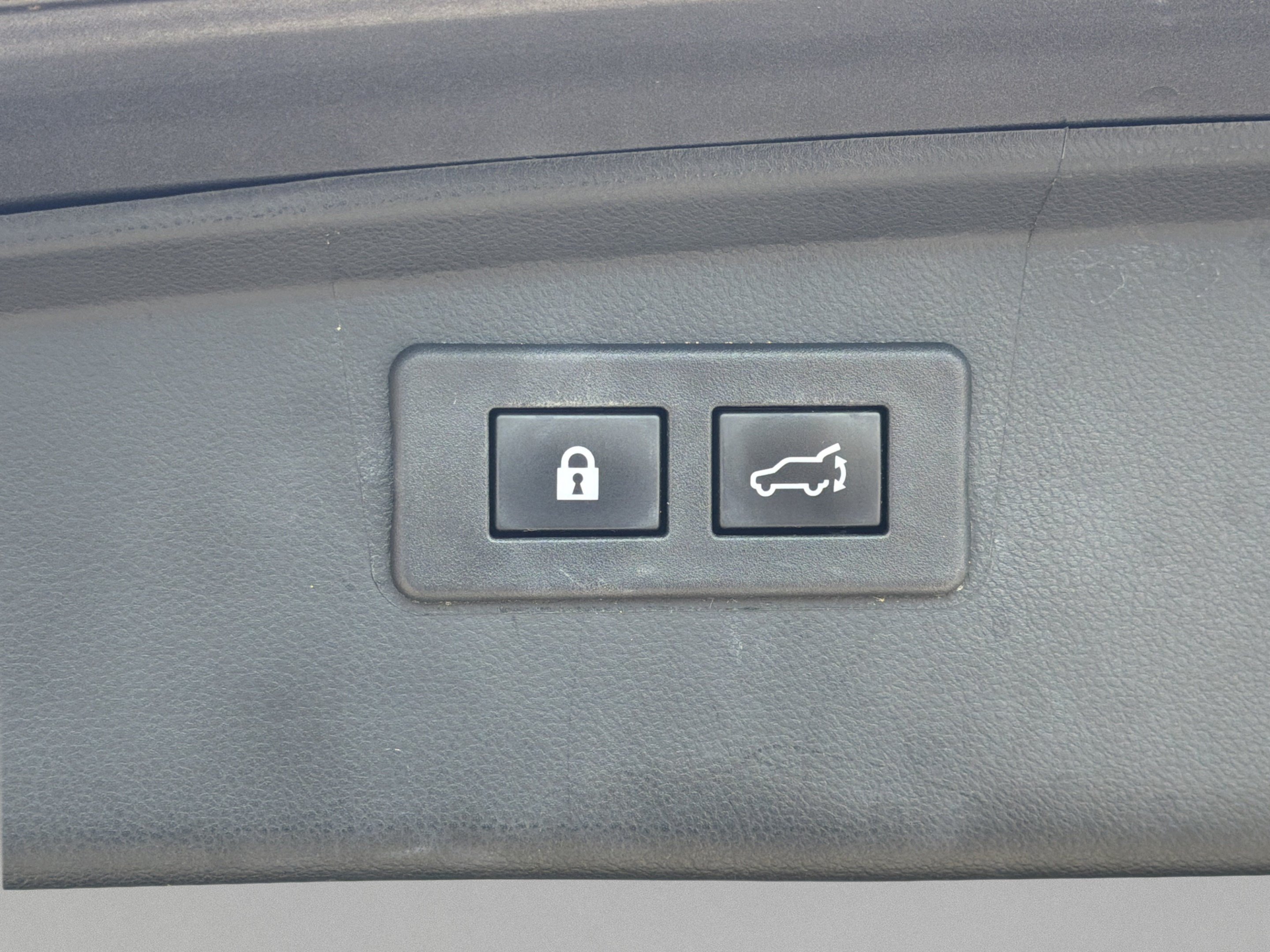 Used 2023 Subaru Outback Premium AWD/4WD image 30