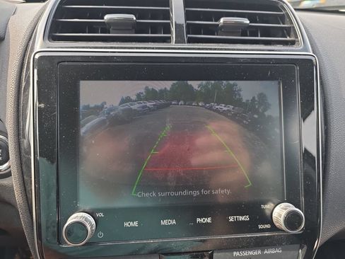 Used 2020 Mitsubishi Outlander Sport SE AWD/4WD image 18