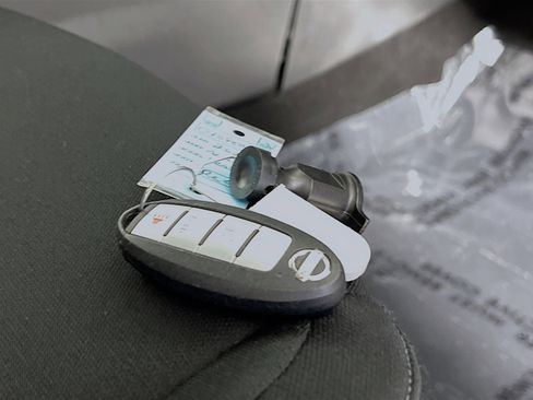 Used 2023 Nissan Sentra SV image 36