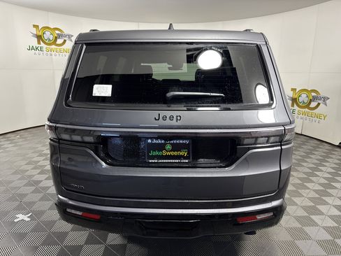 New 2026 Jeep Grand Wagoneer Limited w/ Premium Group II AWD/4WD image 7