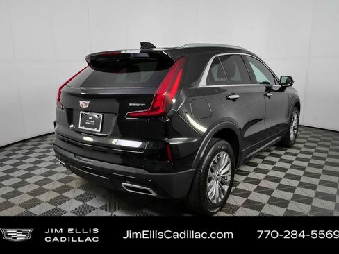 Certified 2025 Cadillac XT4 Premium Luxury FWD image 3