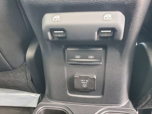 Used 2023 Jeep Gladiator Sport image 45