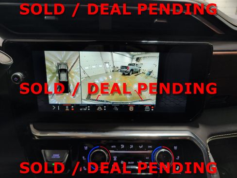 Used 2024 GMC Sierra 3500 Denali Ultimate AWD/4WD image 14