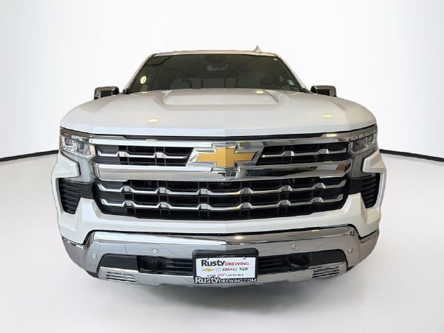 Certified 2022 Chevrolet Silverado 1500 LTZ w/ LTZ Premium Package AWD/4WD image 2