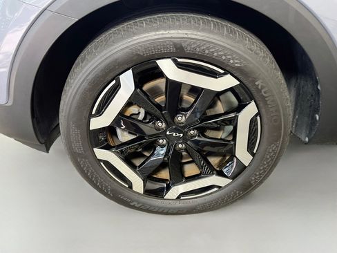 Used 2025 Kia Telluride S FWD image 14