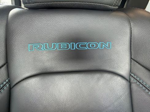 Used 2022 Jeep Wrangler Unlimited Rubicon 4xe w/ Steel Bumper Group image 27