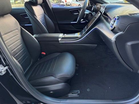 Used 2025 Mercedes-Benz C 300 Sedan image 17
