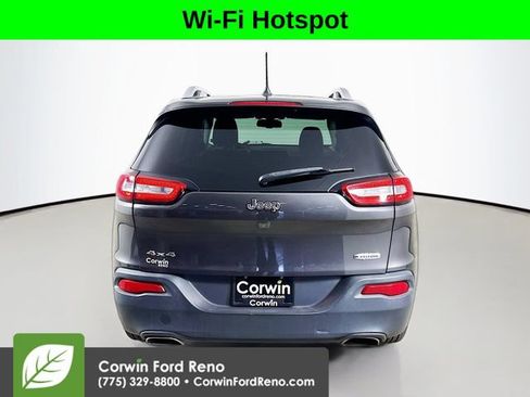Used 2016 Jeep Cherokee Latitude w/ Comfort/Convenience Group AWD/4WD image 6